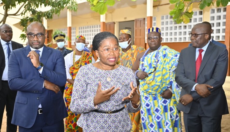 Togo/Rentrée Scolaire 2022-23: « Nous avons le devoir d’offrir une éducation de qualité à nos enfants, ceci est une responsabilité de nous tous » Victoire Tomégah-Dogbé