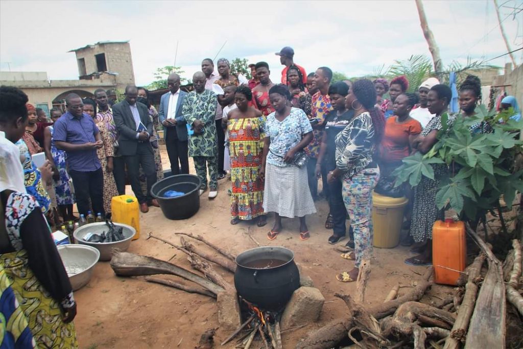 Golfe 7/Formation en saponification : 70 adultes alphabétisés ont reçu une formation à Akato-Avoème