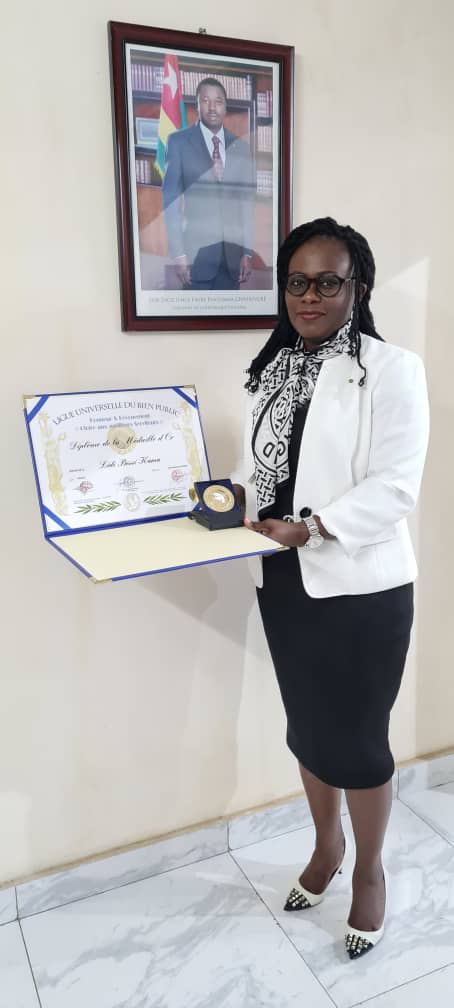 La ligue universelle du bien public : Dr Lidi Bessi Kama dédit son prix » Médaille d’or » à Faure Gnassingbé