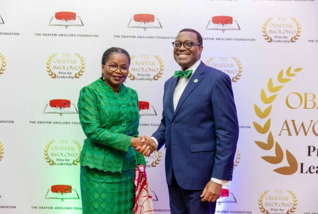 Lagos /Prix Obafemi Awolowo du leadership 2024 à Dr Akinwumi Ayodeji Adesina : Victoire Dogbé témoin oculaire