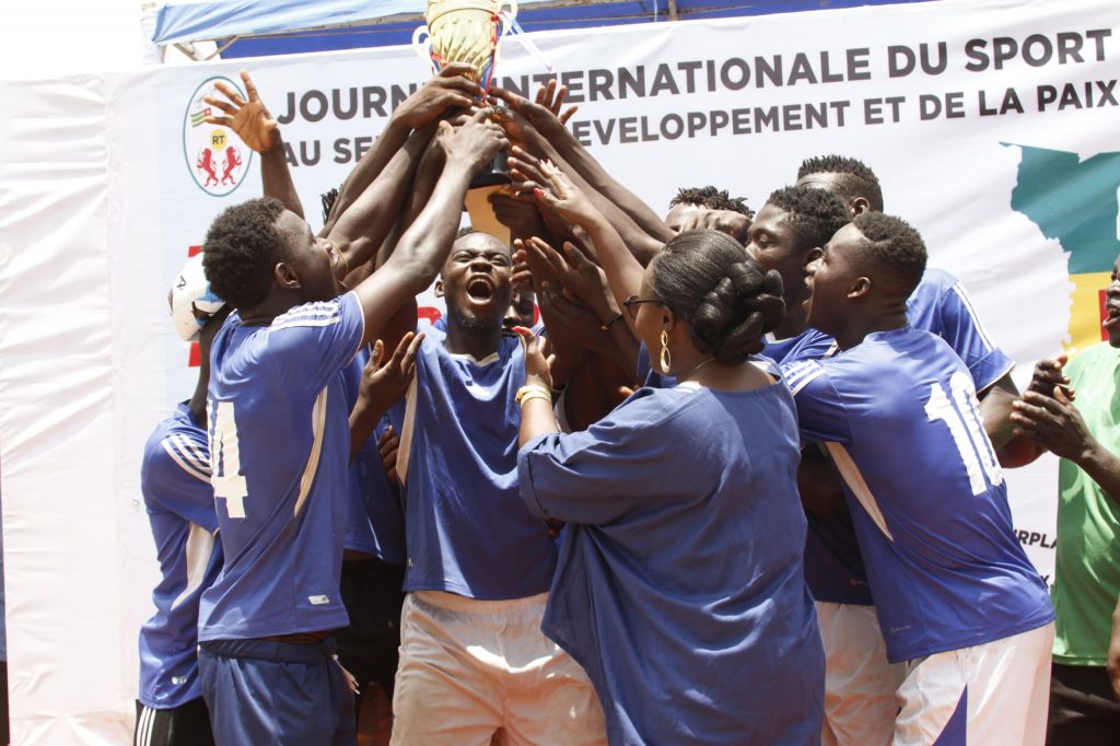 Bassar : Journée Internationale du Sport 2024 : Le Ministre Lidi BESSI-KAMA promeut une société pacifique et inclusive