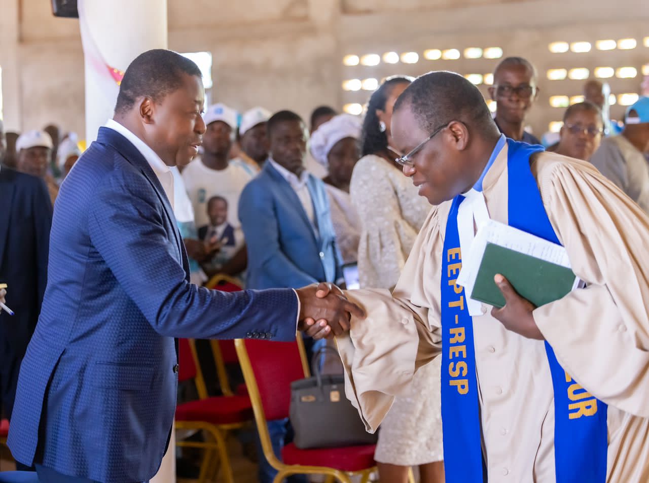 Togo/Culte d’Action de Grâce : Le chef de l’État au côté des fidèles chrétiens d’Akébou