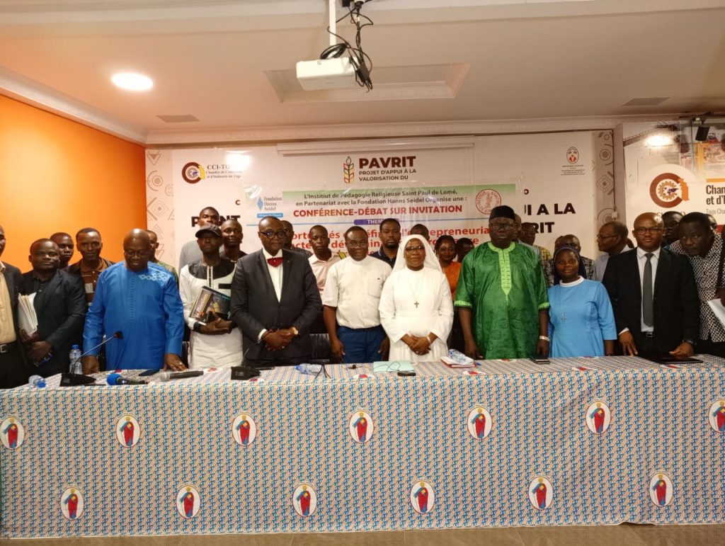 L’entrepreneuriat au cœur du développement : L’Institut Saint Paul de Lomé ouvre le débat