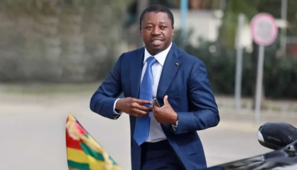 Intervention diplomatique : La libération des gendarmes ivoiriens et le rôle clé du président togolais