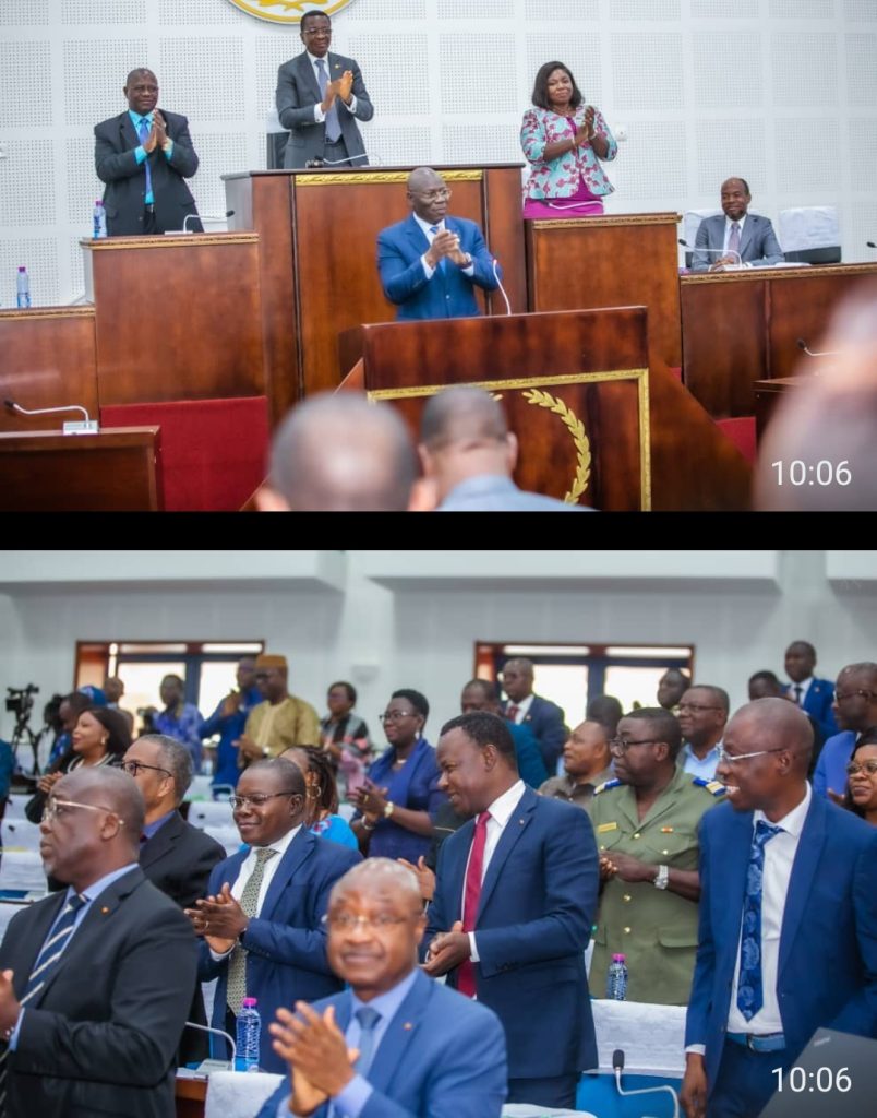 Parlement Togolais : Adoption Unanime de la Loi de Finances Rectificative 2024