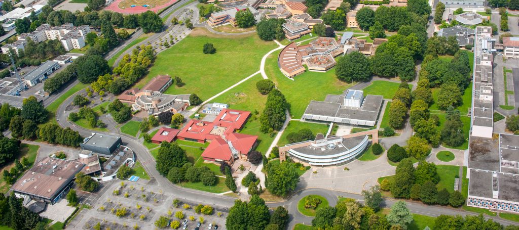 Un campus moderne pour 30 000 étudiants à Pya