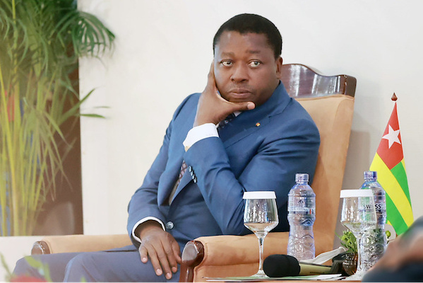 Faure Gnassingbé met fin aux privilèges: Les ministres prendront désormais en charge leurs factures d’eau et d’électricité
