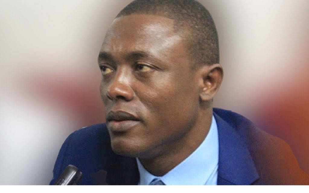 Togo : L’Apôtre Douflé appelle à la prière et à la retenue