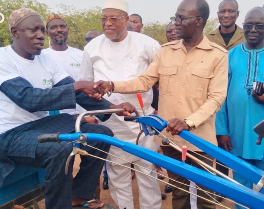 Les producteurs de la région des Savanes équipés pour booster leur production agricole