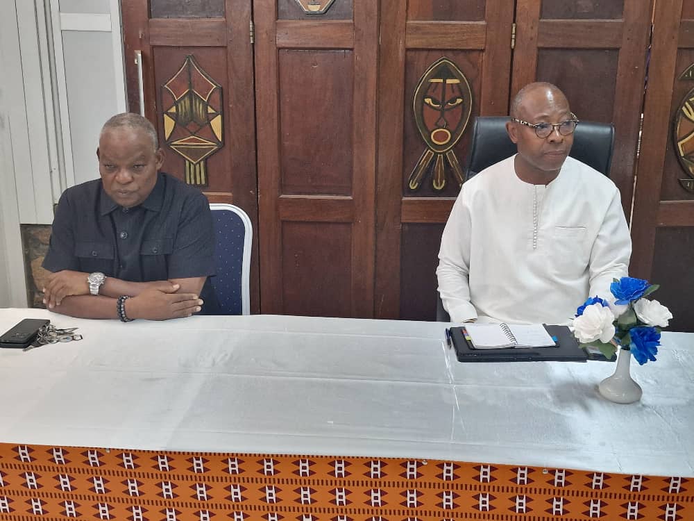 Isaac TCHIAKPÉ inspecte l’Hôtel Kara pour améliorer la qualité des services