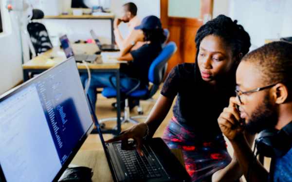 Emploi jeunes : 600 Togolais propulsés vers l’entreprise grâce à Mastercard Foundation